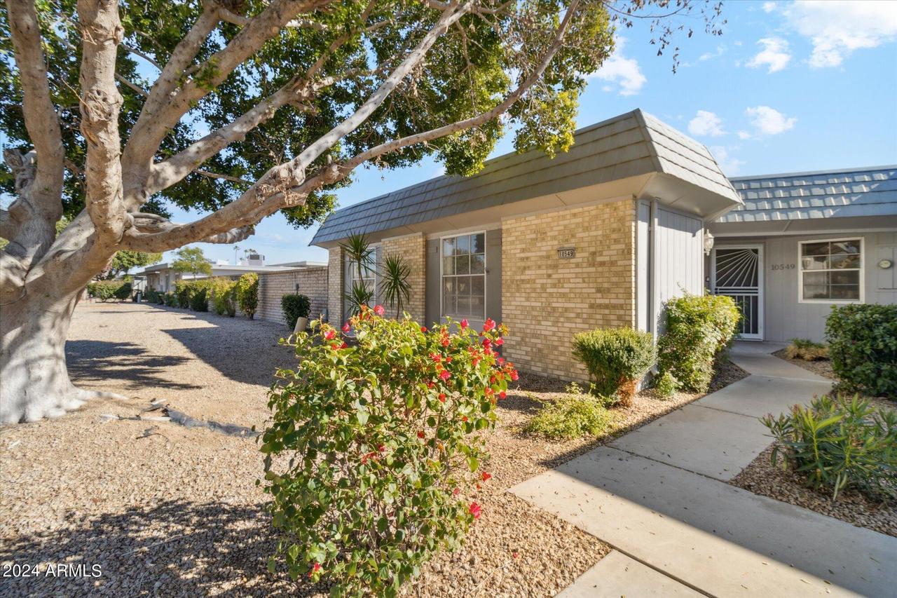 10549 W Ocotillo Dr., Sun City, AZ 85373