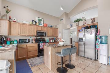 7441 W Lone Cactus Dr., Glendale, AZ 85308