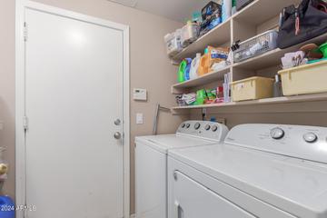 7441 W Lone Cactus Dr., Glendale, AZ 85308