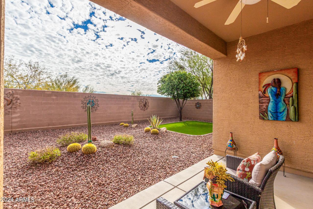 40237 N La Cantera Dr., Phoenix, AZ 85086
