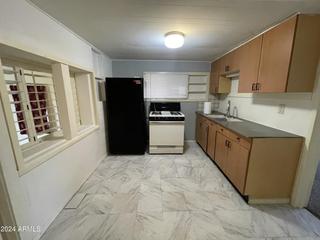 9222 N 10th St., Phoenix, AZ 85020