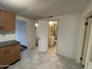 9222 N 10th St., Phoenix, AZ 85020