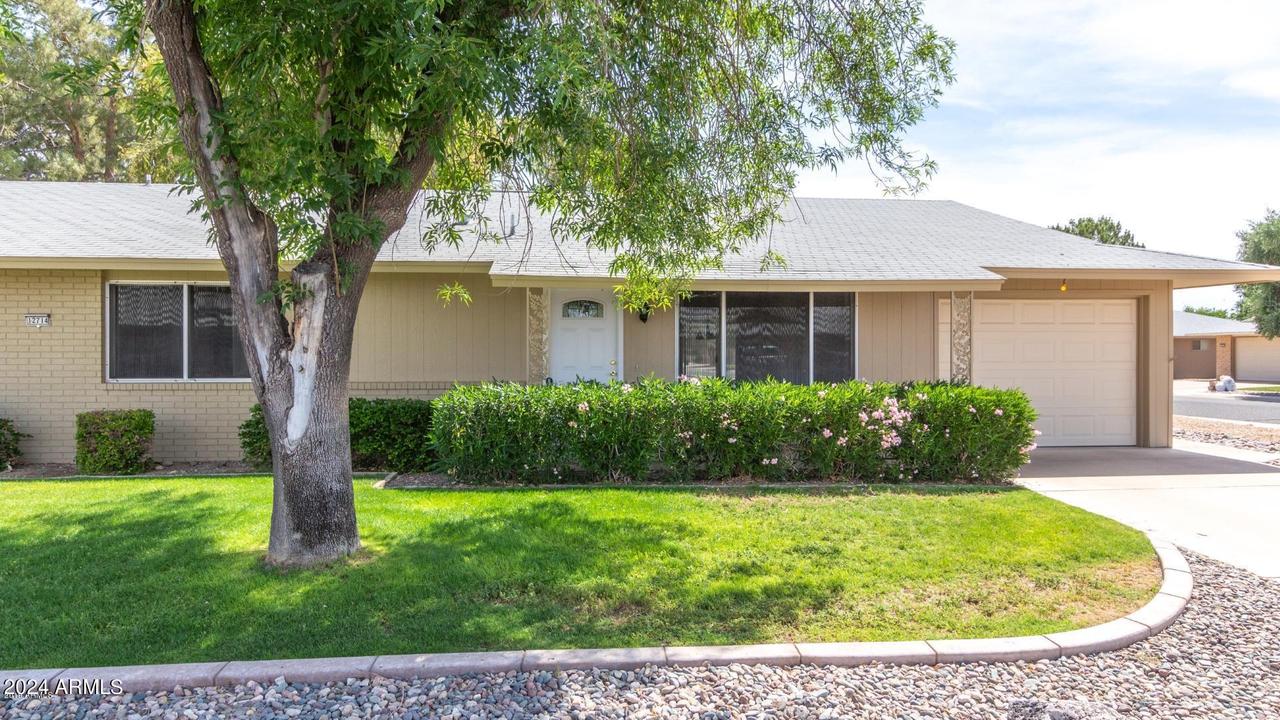 12714 W Maplewood Dr., Sun City West, AZ 85375