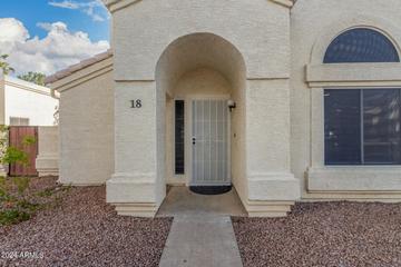 2100 W Lemon Tree Pl. #18, Chandler, AZ 85224