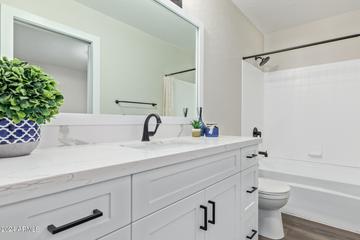 2100 W Lemon Tree Pl. #18, Chandler, AZ 85224