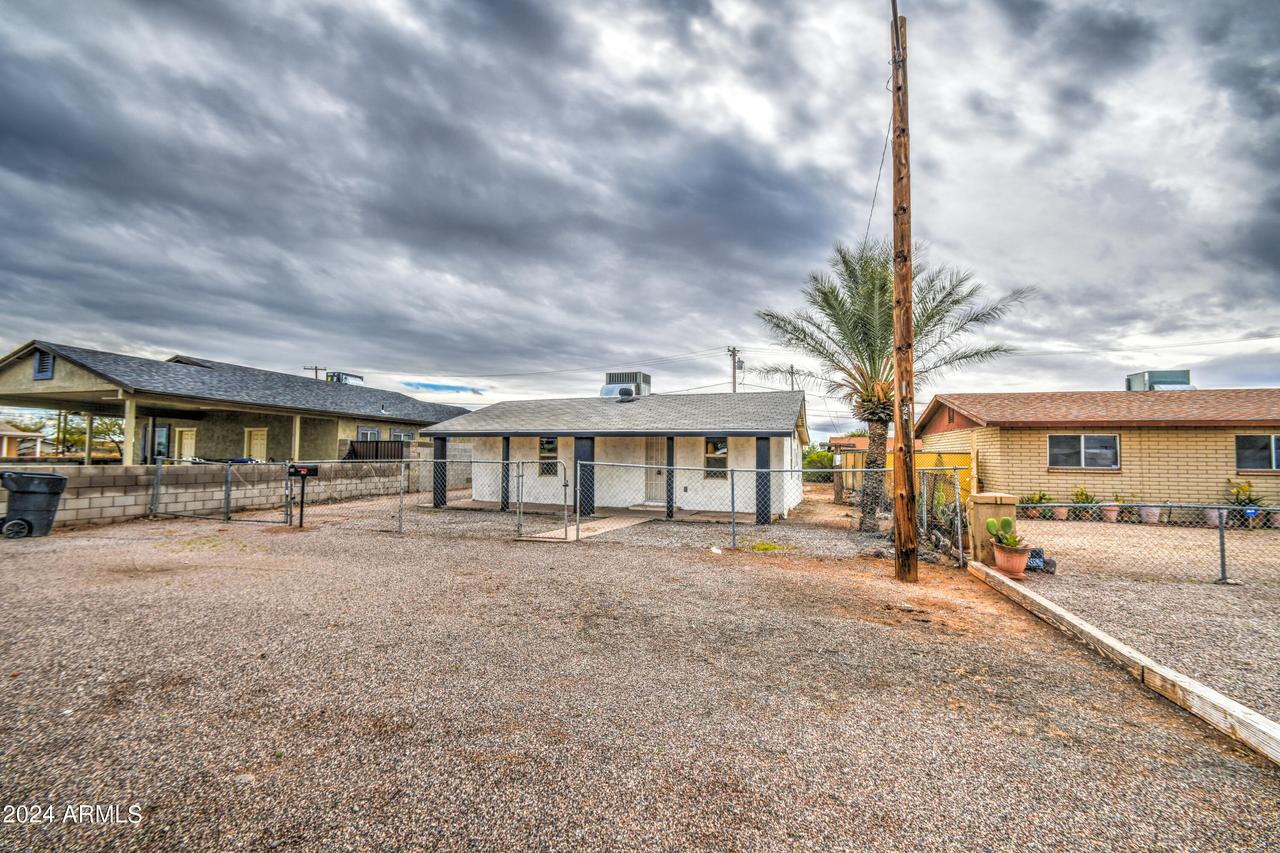 231 E Central Ave., Coolidge, AZ 85128