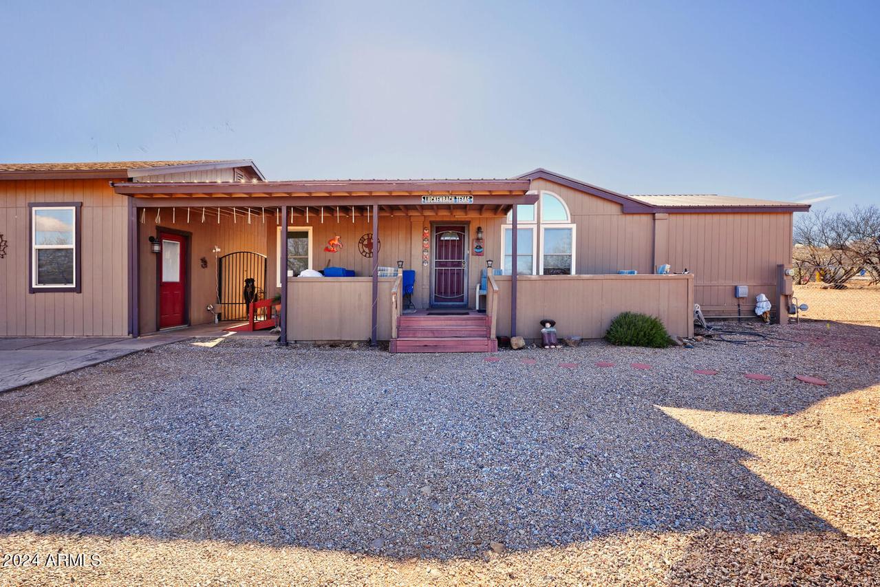5794 S Calle Sedillos, Hereford, AZ 85615