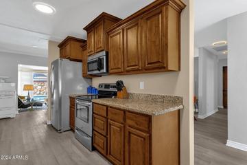 7302 N 23rd Ave., Phoenix, AZ 85021