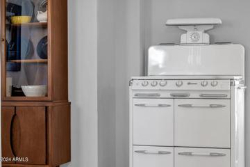 7302 N 23rd Ave., Phoenix, AZ 85021