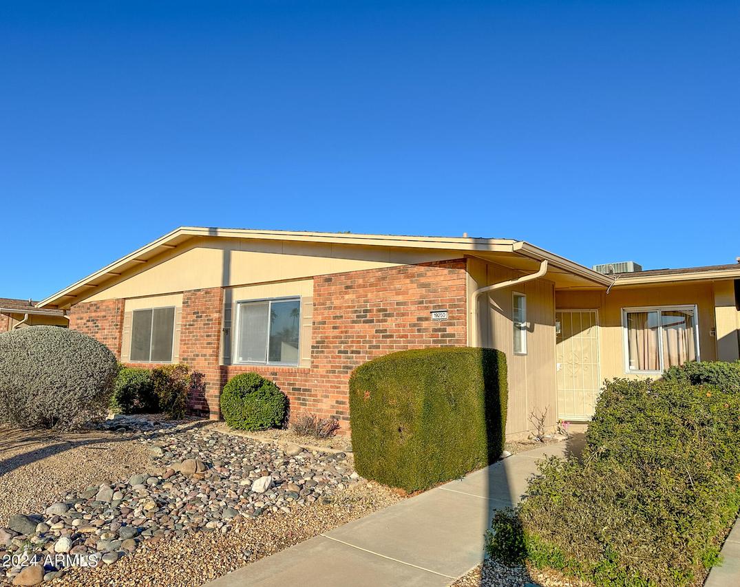 19250 N Camino Del Sol Dr., Sun City West, AZ 85375
