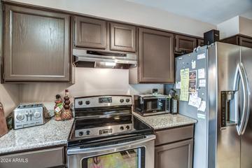 9035 N 37th Ave., Phoenix, AZ 85051