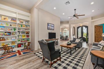 33058 N 55th St., Cave Creek, AZ 85331