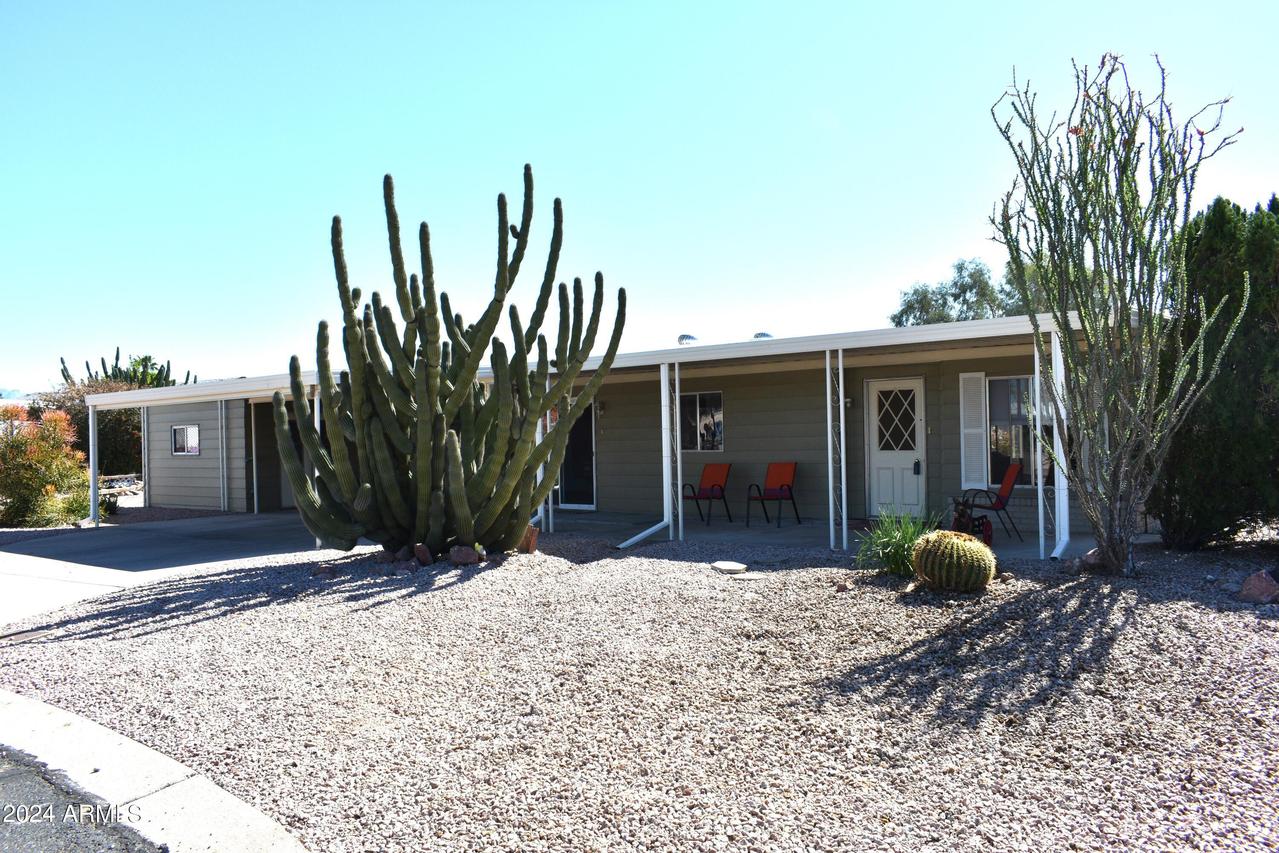 8229 E Dutchman Dr., Mesa, AZ 85208