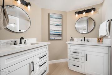 9112 W Topeka Dr., Peoria, AZ 85382