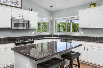 2258 E Granite View Dr., Phoenix, AZ 85048