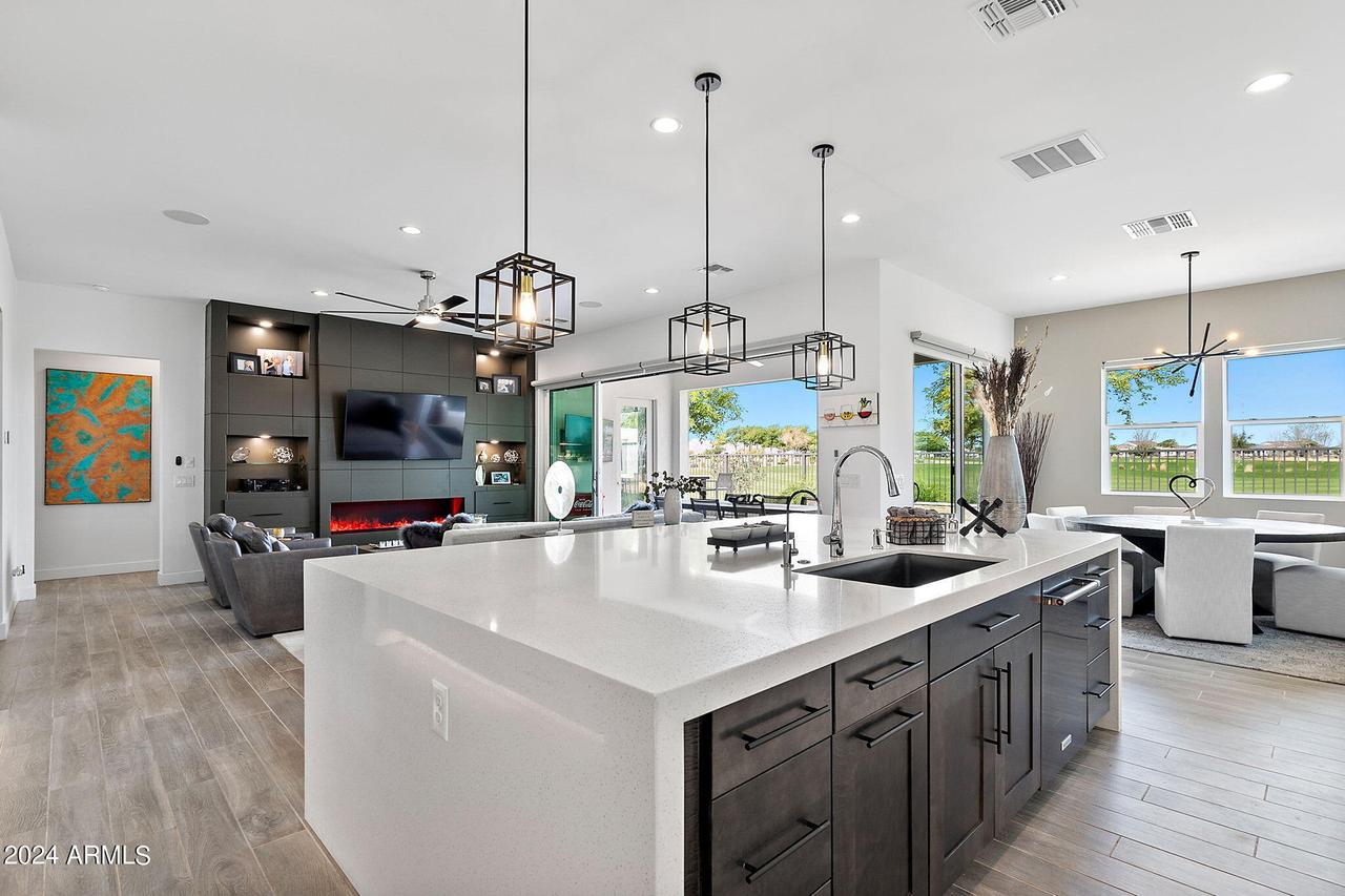 17316 W Wildwood St., Surprise, AZ 85388