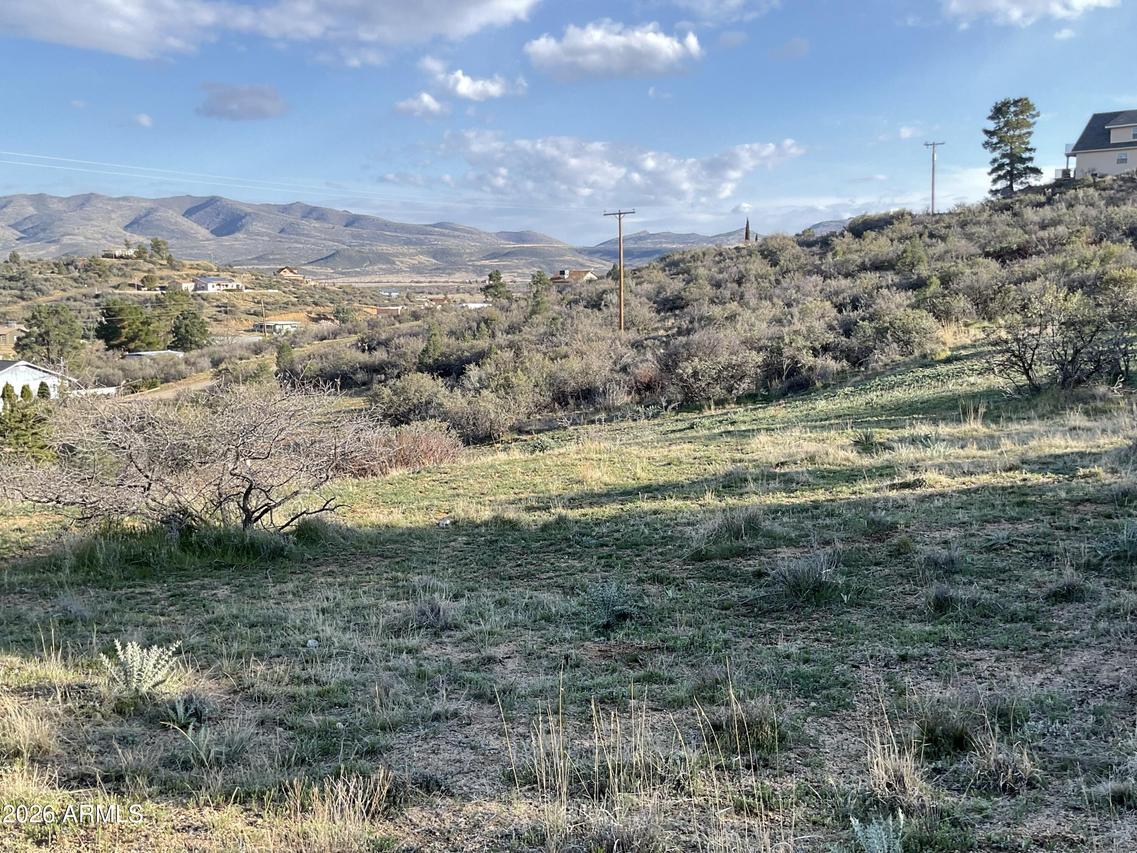 18207 S Tawny Ln. #149, Peeples Valley, AZ 86332