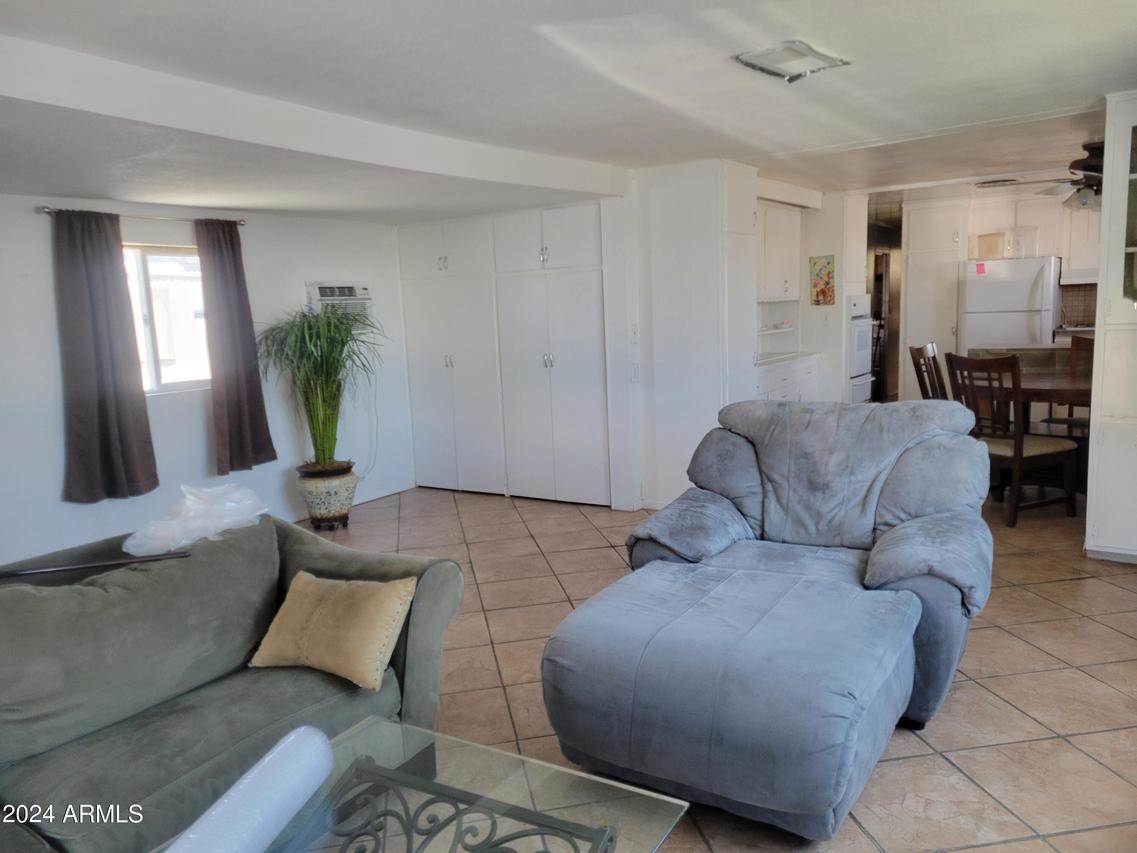 530 S Alma School Rd. #10, Mesa, AZ 85210