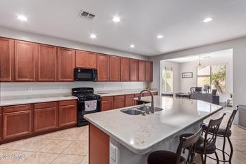 5414 W Samantha Way, Laveen, AZ 85339