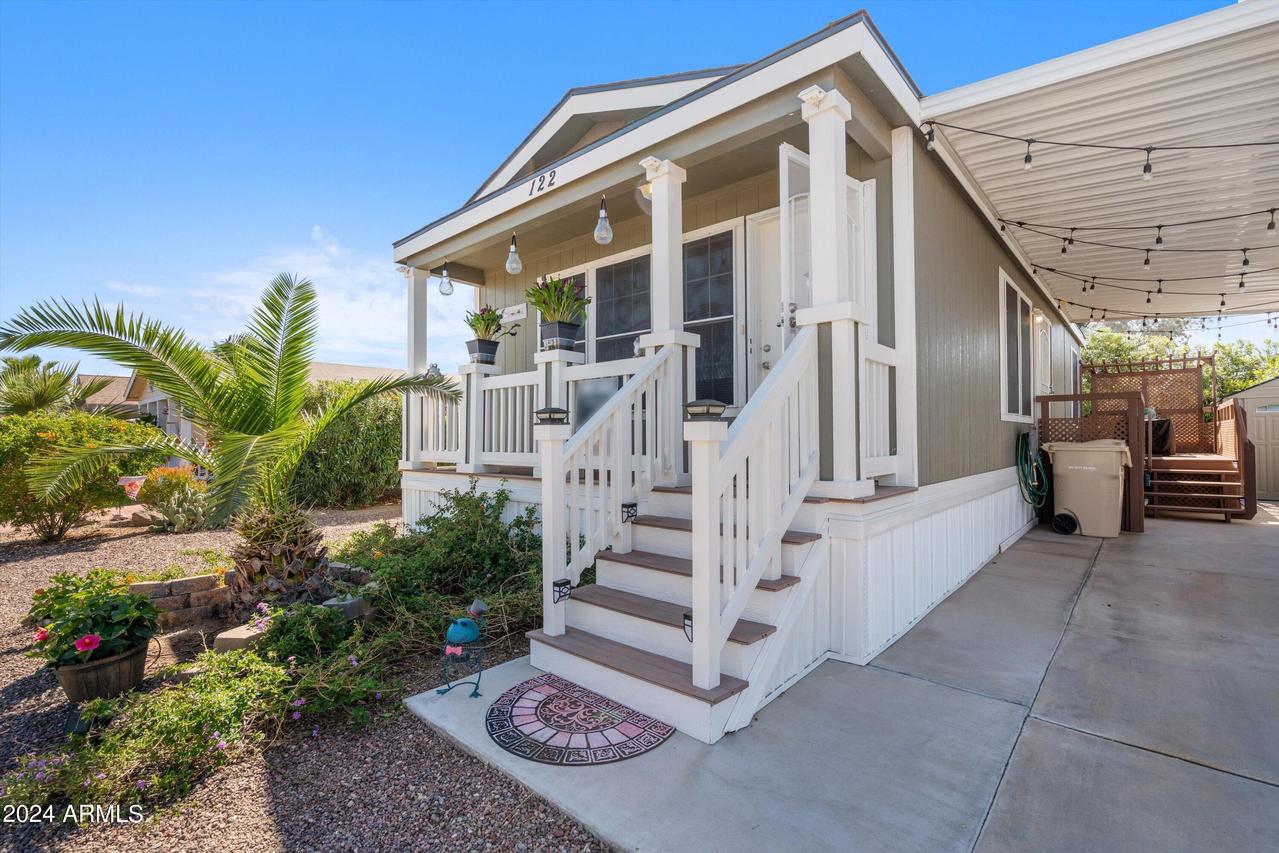 10960 N 67th Ave. #122, Glendale, AZ 85304