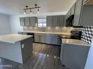 7226 S 37th Dr., Phoenix, AZ 85041