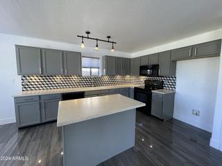 7226 S 37th Dr., Phoenix, AZ 85041