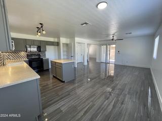 7226 S 37th Dr., Phoenix, AZ 85041
