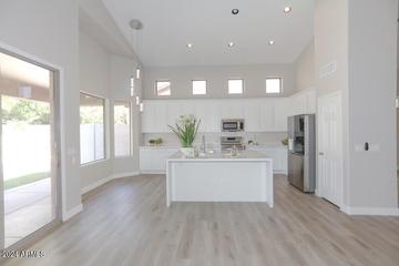 5428 W Greenbriar Dr., Glendale, AZ 85308