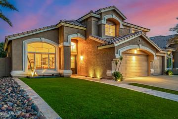 1341 E Rock Wren Rd., Phoenix, AZ 85048