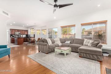 1341 E Rock Wren Rd., Phoenix, AZ 85048