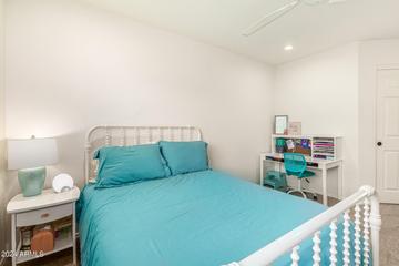 1341 E Rock Wren Rd., Phoenix, AZ 85048