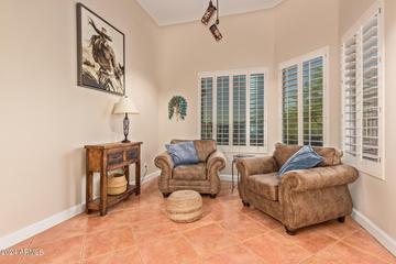 42719 N 20th St., New River, AZ 85087