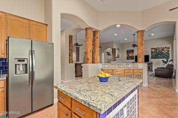 42719 N 20th St., New River, AZ 85087