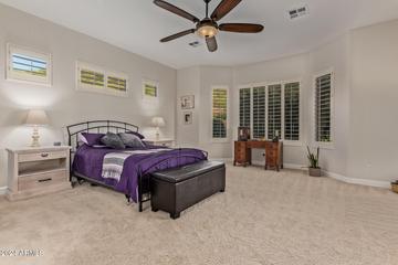 42719 N 20th St., New River, AZ 85087