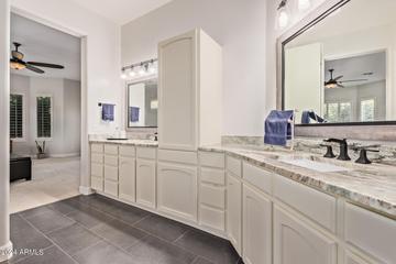 42719 N 20th St., New River, AZ 85087