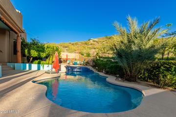 42719 N 20th St., New River, AZ 85087