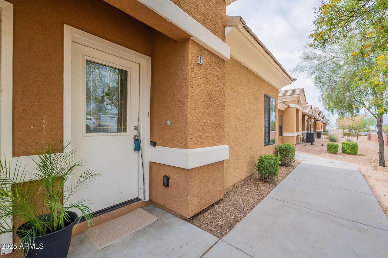 854 S San Marcos Bldg 1 Dr. #D, Apache Junction, AZ 85120