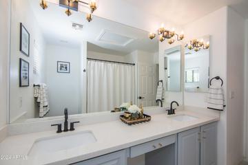 12629 N 17th Pl., Phoenix, AZ 85022