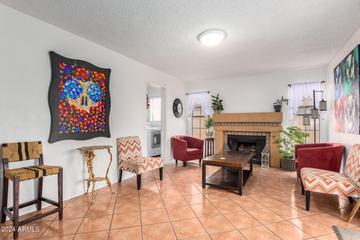 10403 N 54th Dr., Glendale, AZ 85302