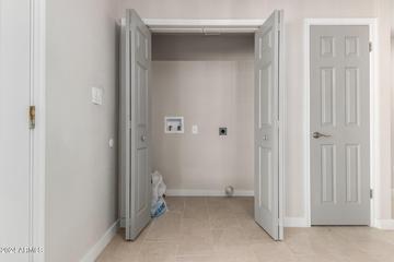 7621 W Cheery Lynn Rd., Phoenix, AZ 85033