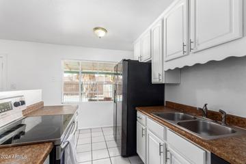 4008 W Sierra Vista Dr., Phoenix, AZ 85019