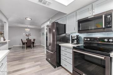 12625 N 47th Ave., Glendale, AZ 85304