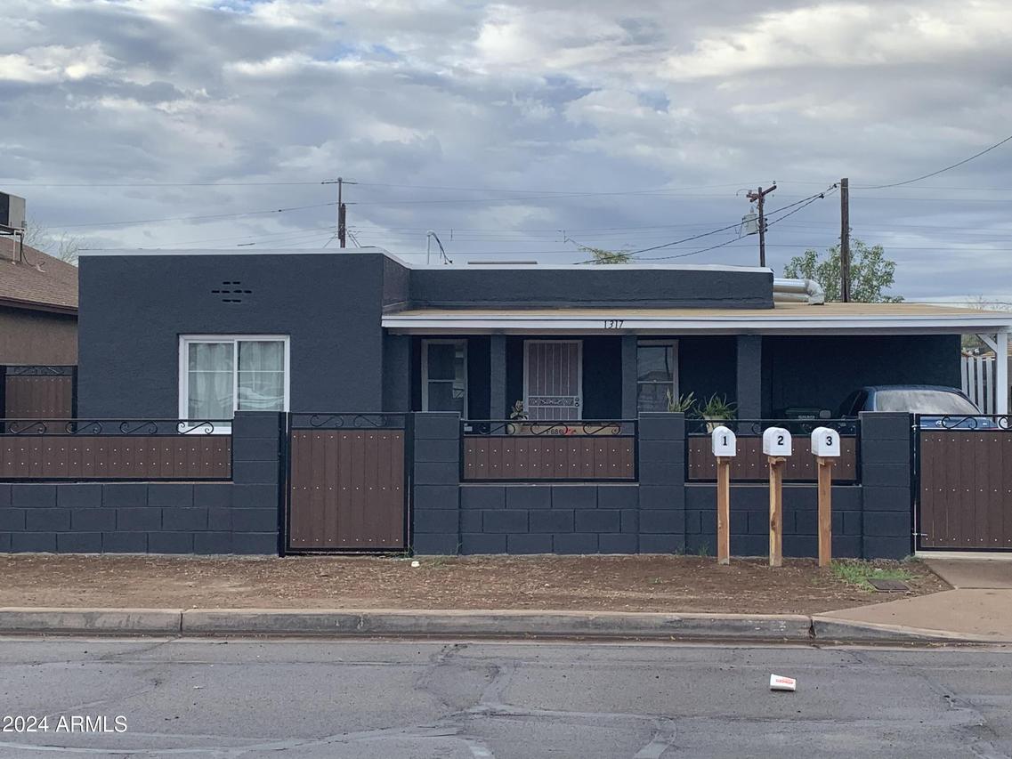 1317 W Pima St., Phoenix, AZ 85007