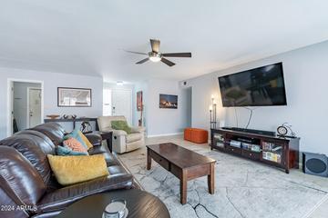 2452 E Hopi Ave., Mesa, AZ 85204
