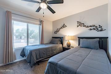 2452 E Hopi Ave., Mesa, AZ 85204