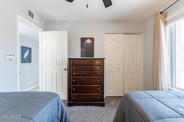 2452 E Hopi Ave., Mesa, AZ 85204