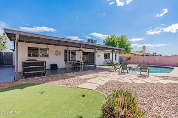 2452 E Hopi Ave., Mesa, AZ 85204