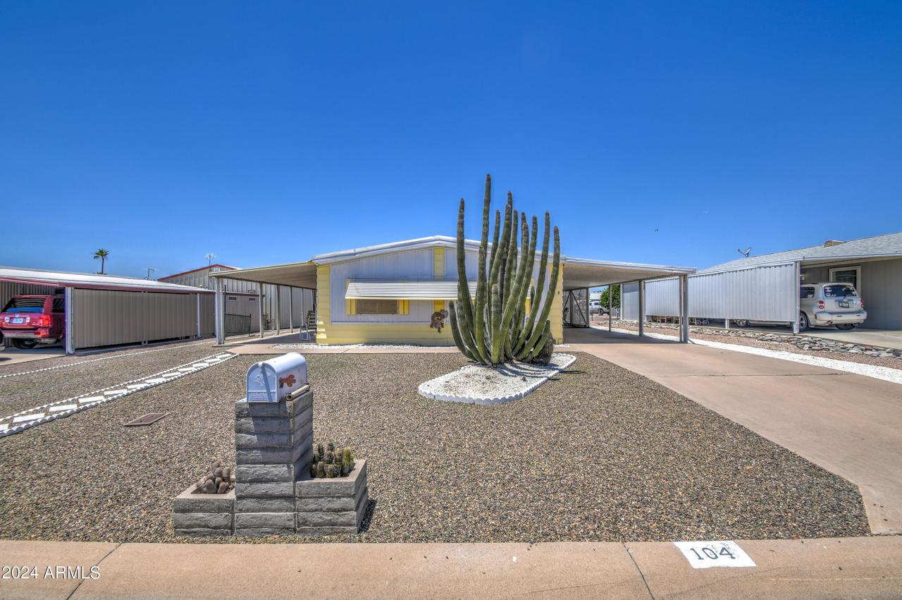 104 S 75th Pl., Mesa, AZ 85208