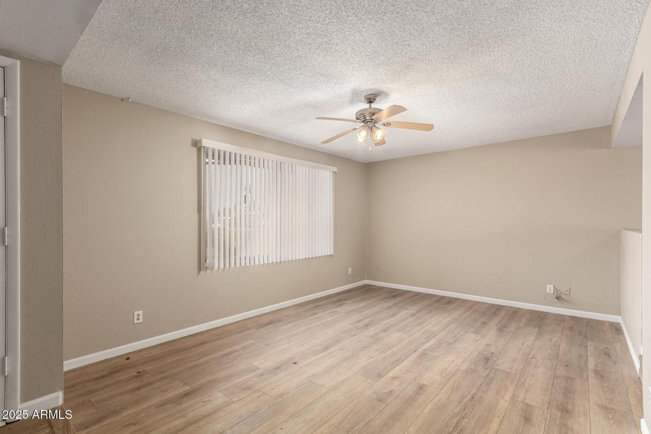 5625 N 47th Ave., Glendale, AZ 85301