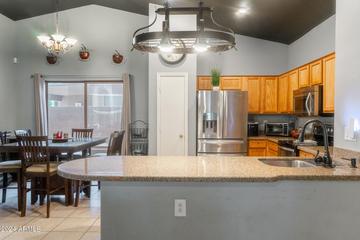 7351 W Raymond St., Phoenix, AZ 85043